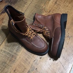 BRAND NEW red wing work boots